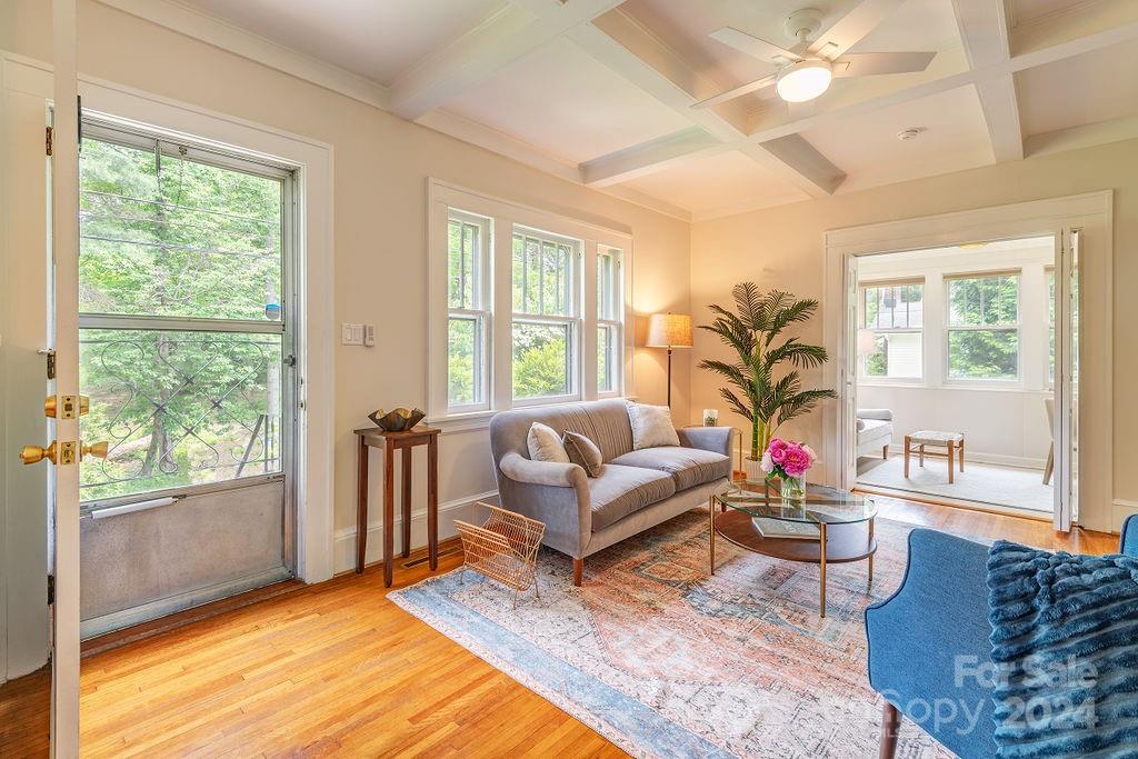 37 King Street Asheville NC 28804