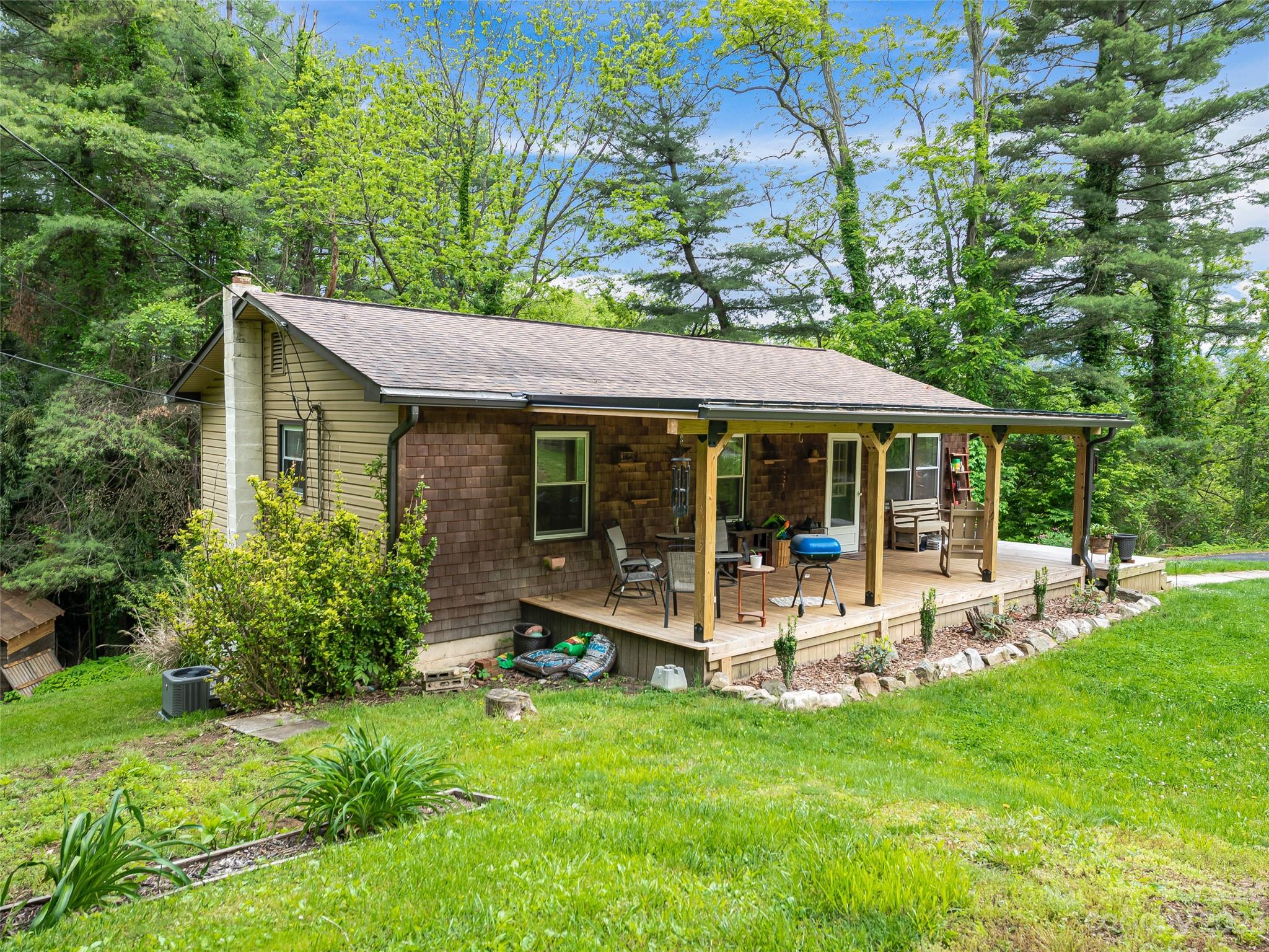 63 Sharon Lane Canton NC 28716