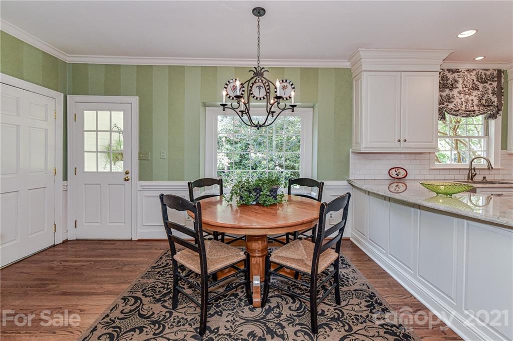 9800 Chatham Oaks Trail Charlotte NC 28210