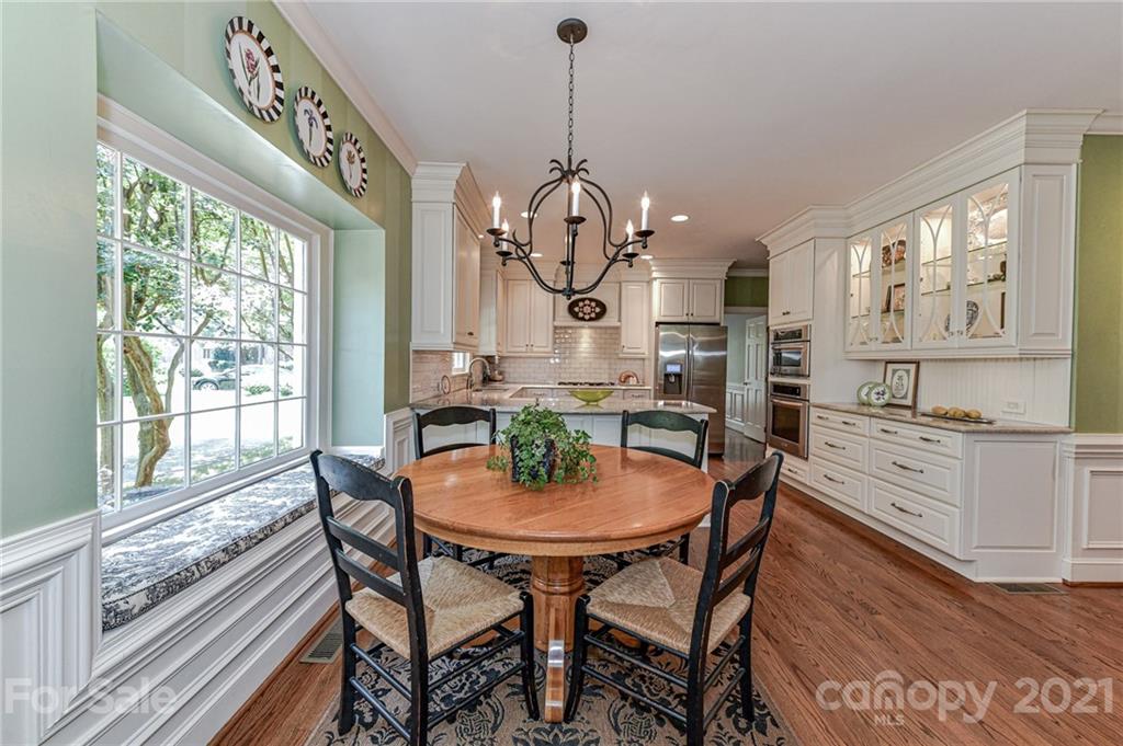9800 Chatham Oaks Trail Charlotte NC 28210
