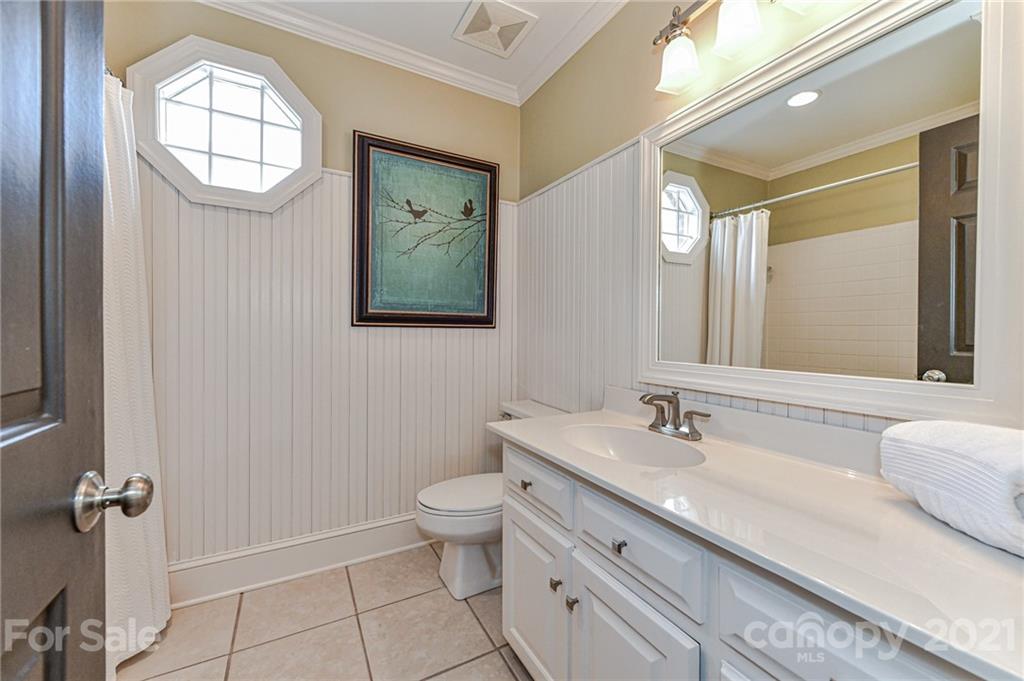 9800 Chatham Oaks Trail Charlotte NC 28210
