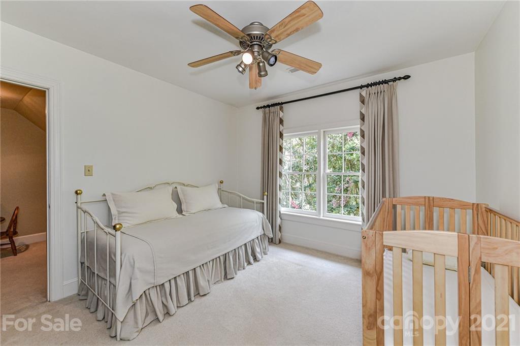 9800 Chatham Oaks Trail Charlotte NC 28210