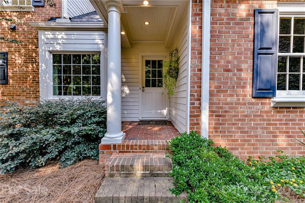 9800 Chatham Oaks Trail Charlotte NC 28210