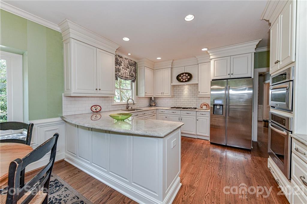 9800 Chatham Oaks Trail Charlotte NC 28210