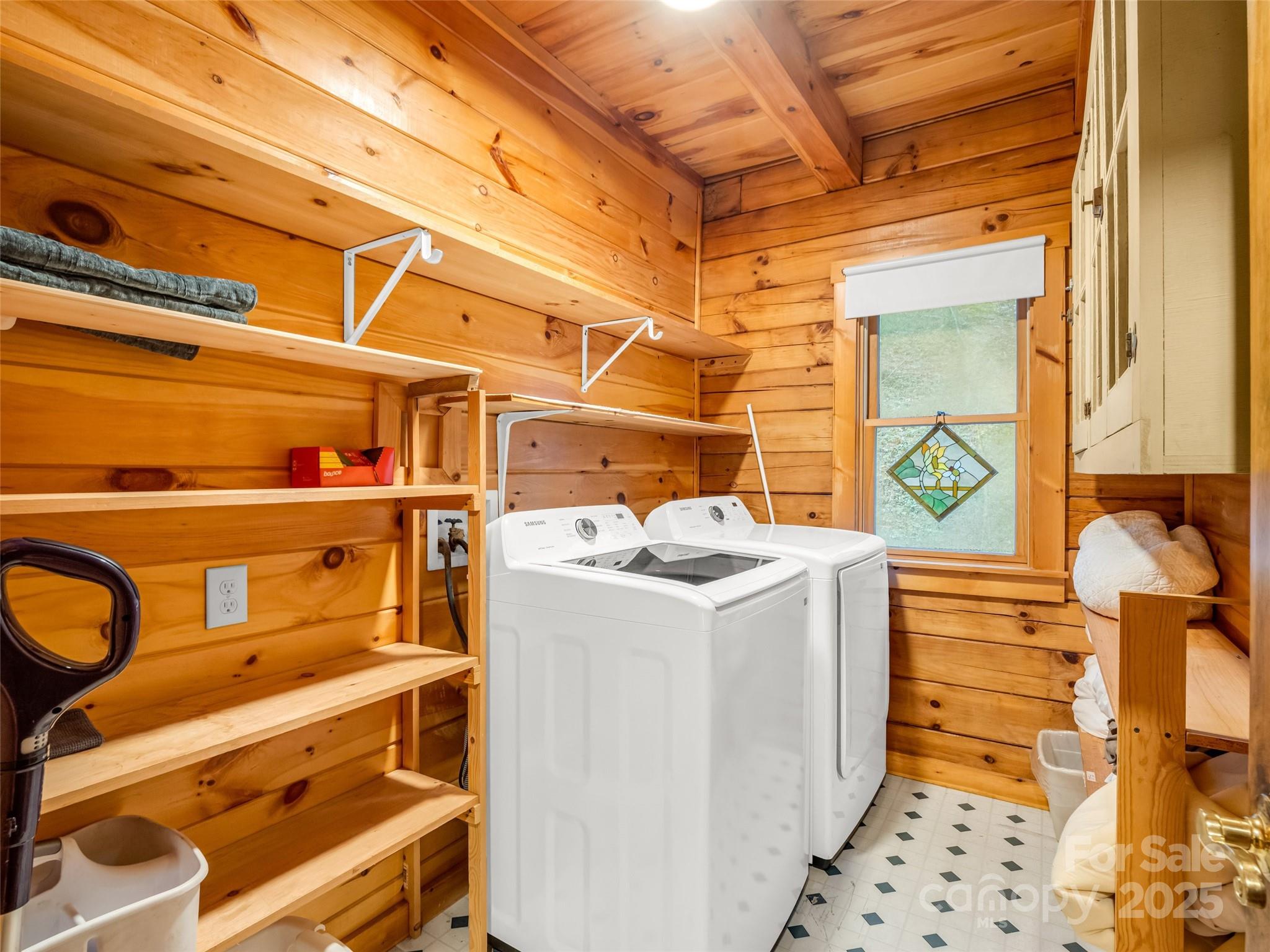 446 Rainbow Circle Lake Lure NC 28746