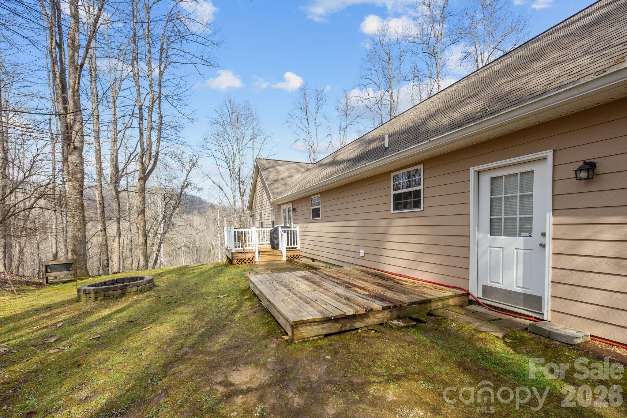 400 Honey Locust Trail Whittier NC 28789