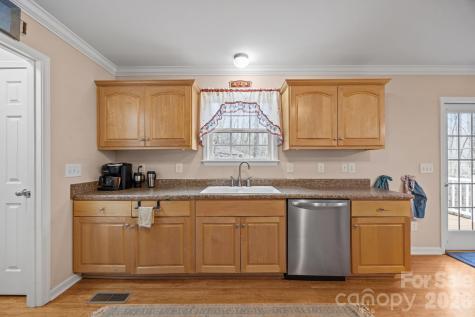 400 Honey Locust Trail Whittier NC 28789