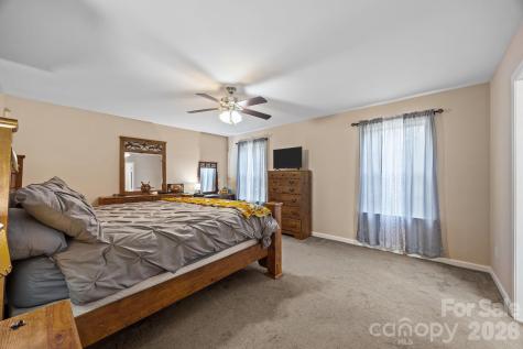 400 Honey Locust Trail Whittier NC 28789