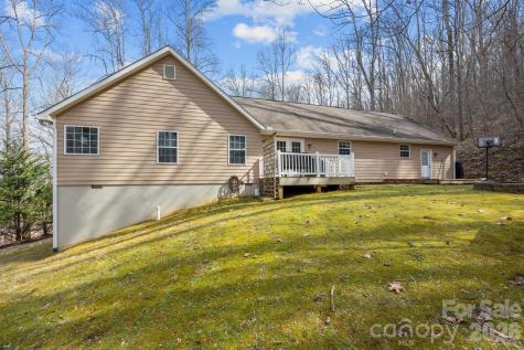 400 Honey Locust Trail Whittier NC 28789
