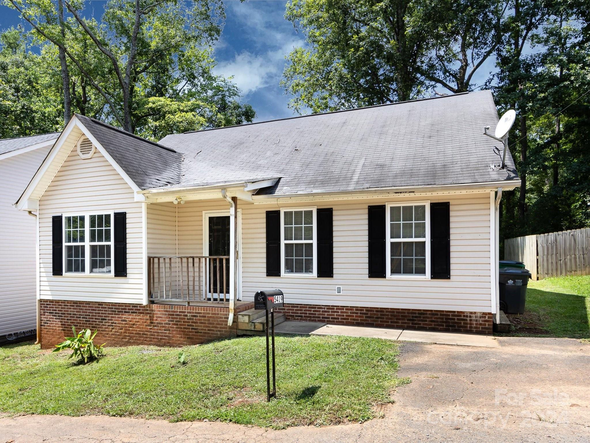 5419 Howard Street Charlotte NC 28269