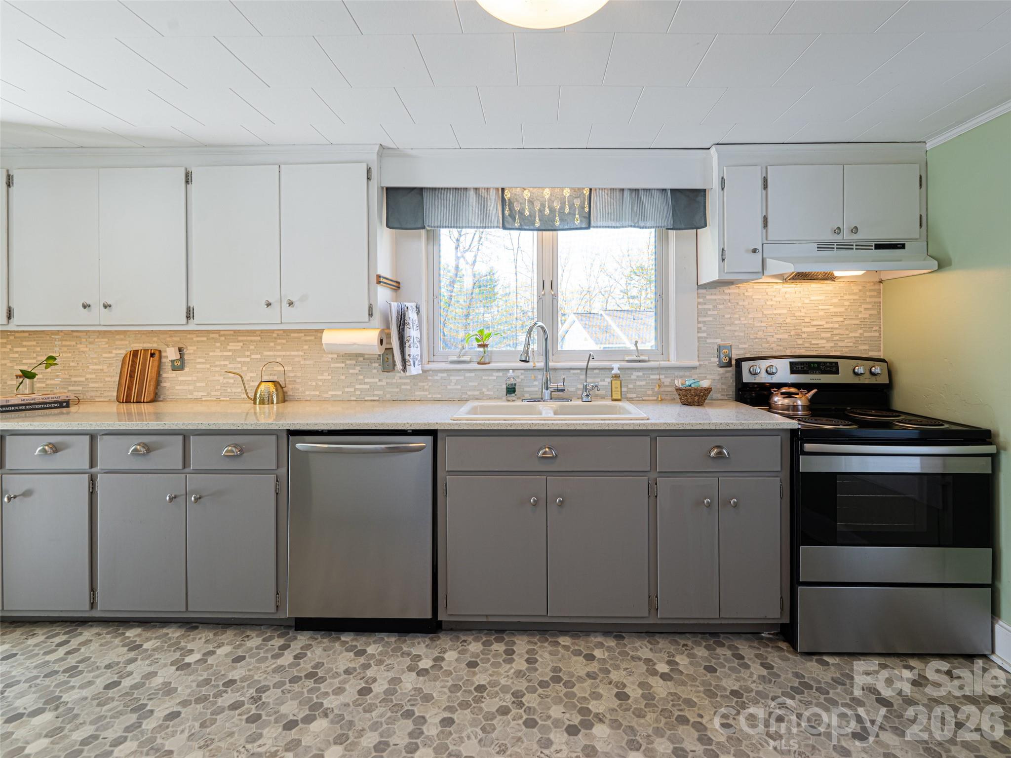 516 Onteora Boulevard Asheville NC 28803
