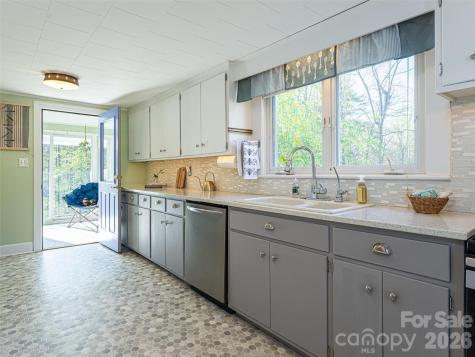 516 Onteora Boulevard Asheville NC 28803