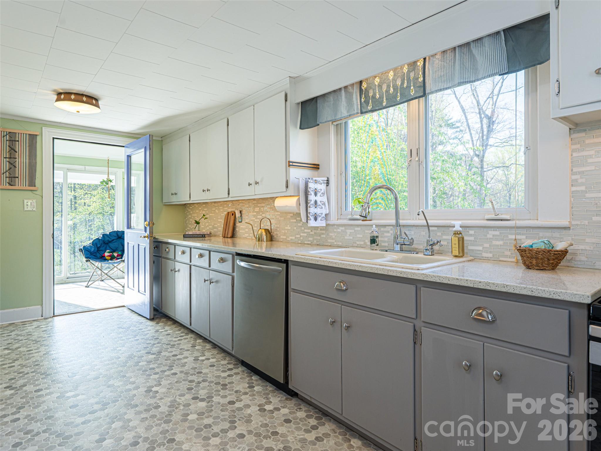 516 Onteora Boulevard Asheville NC 28803