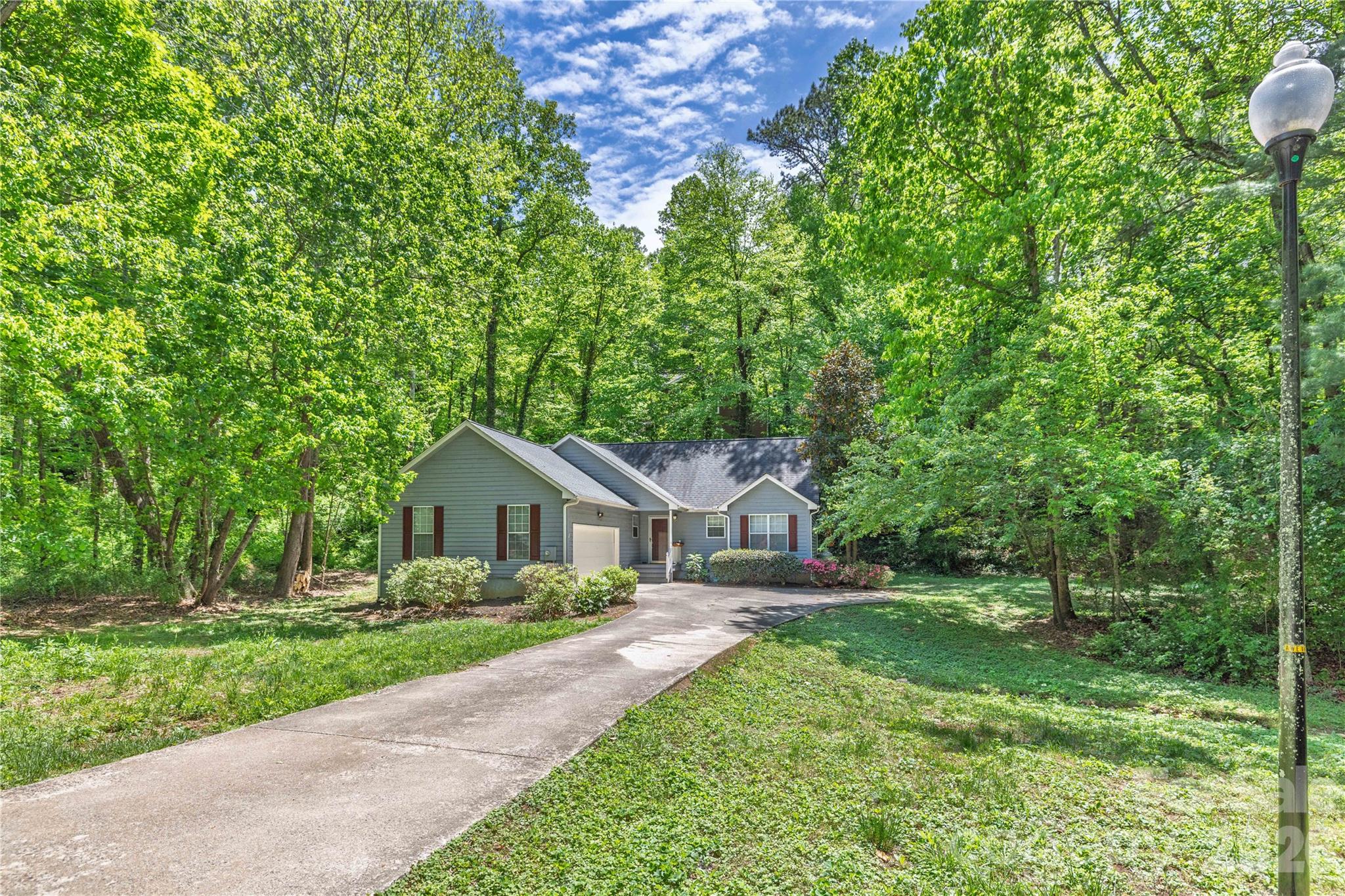 103 Hillside Drive Swannanoa NC 28778