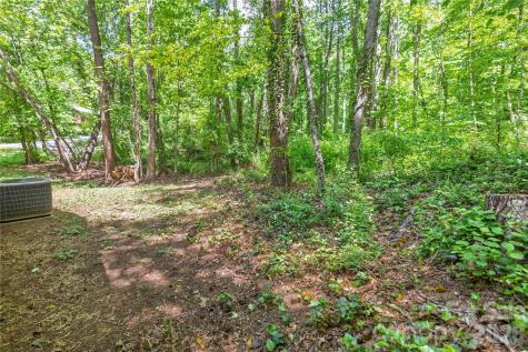 103 Hillside Drive Swannanoa NC 28778