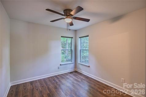 103 Hillside Drive Swannanoa NC 28778