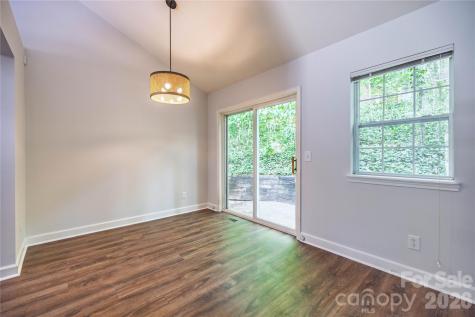 103 Hillside Drive Swannanoa NC 28778