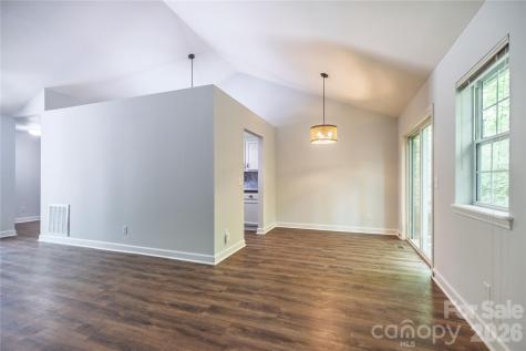 103 Hillside Drive Swannanoa NC 28778