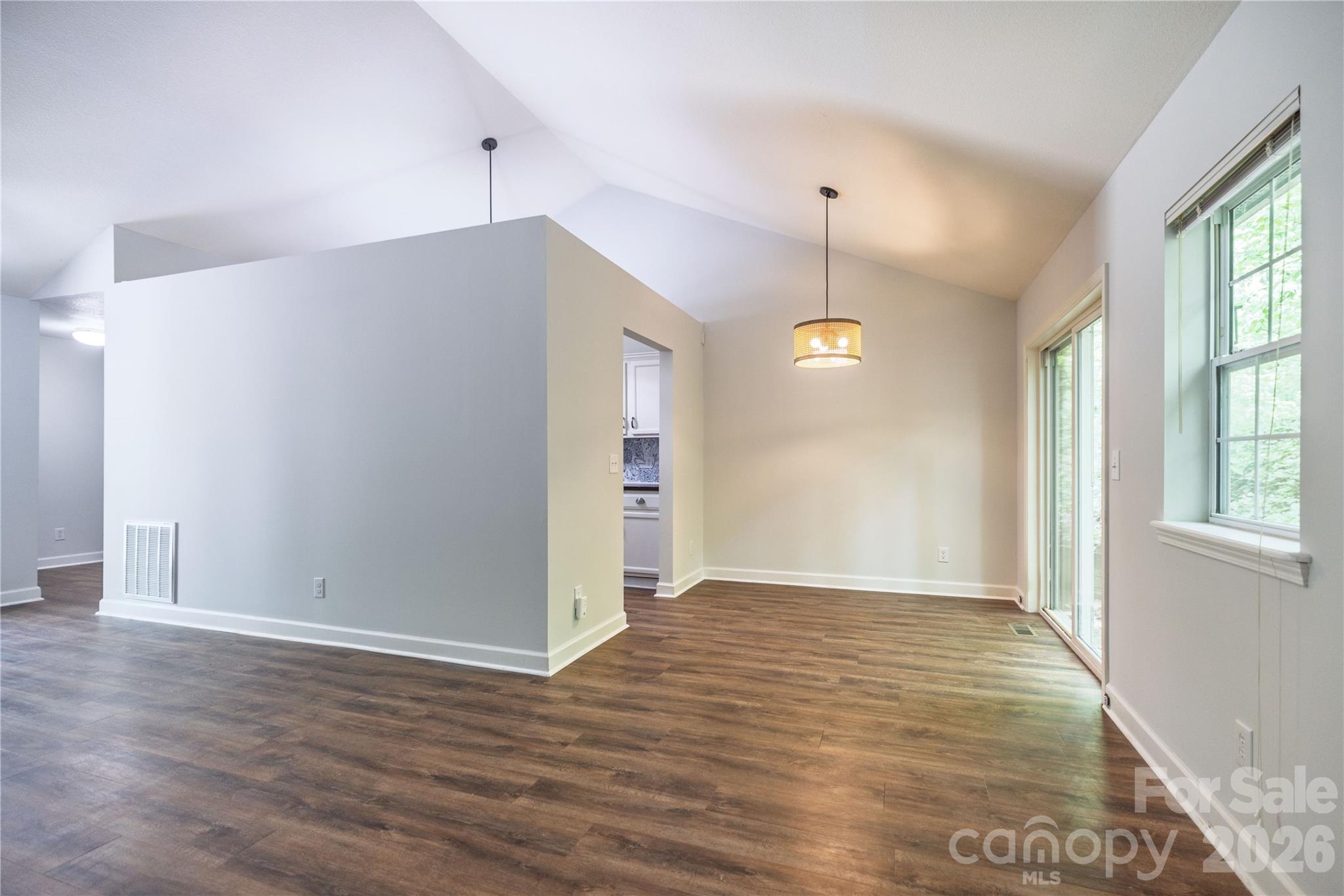 103 Hillside Drive Swannanoa NC 28778