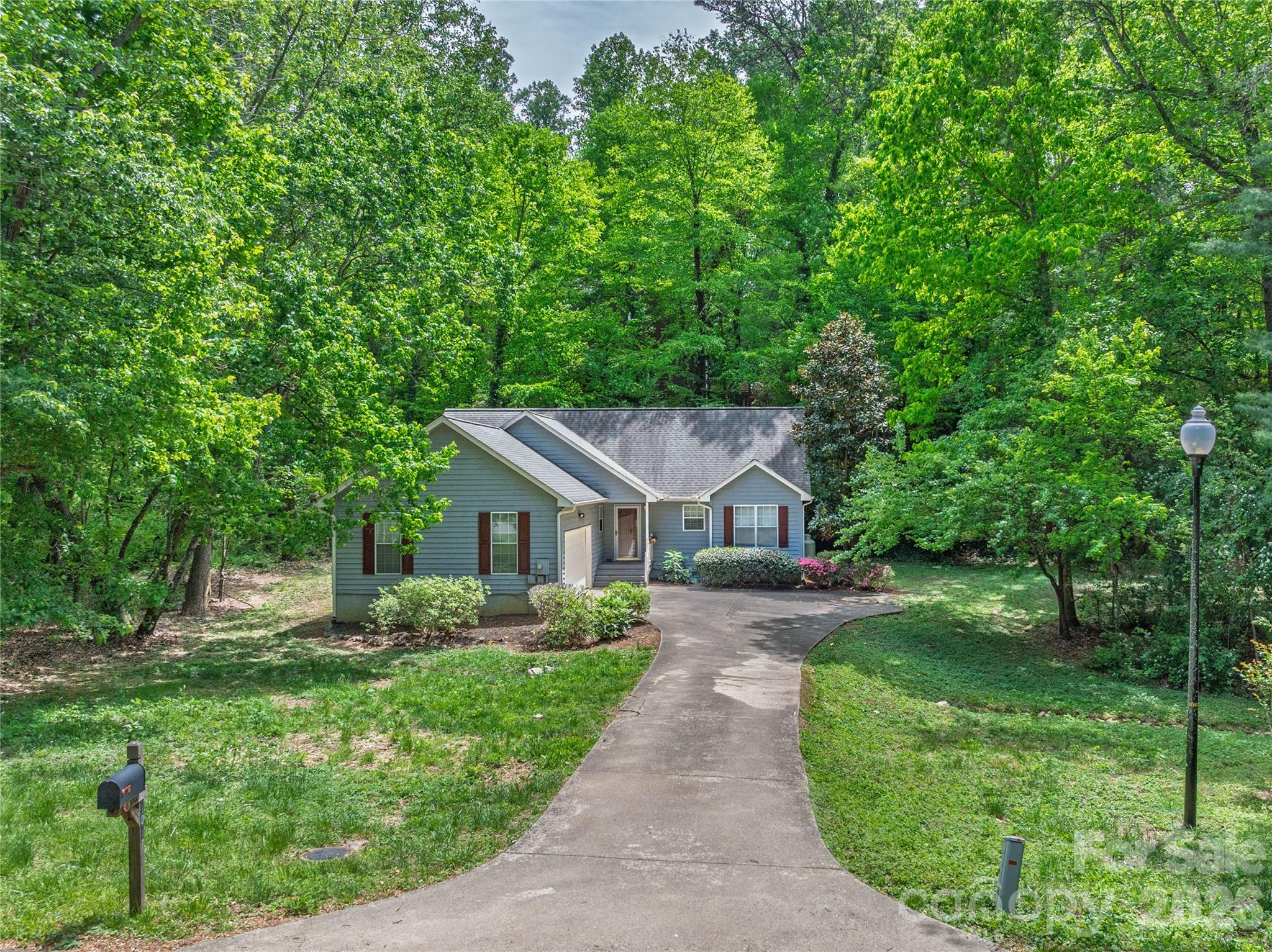 103 Hillside Drive Swannanoa NC 28778