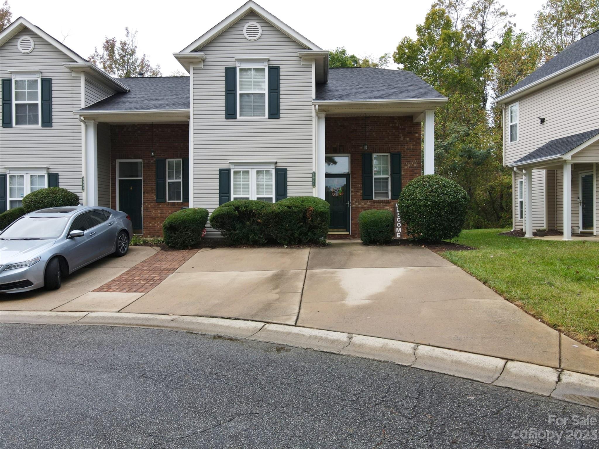 8941 Cinnabay Drive Charlotte NC 28216