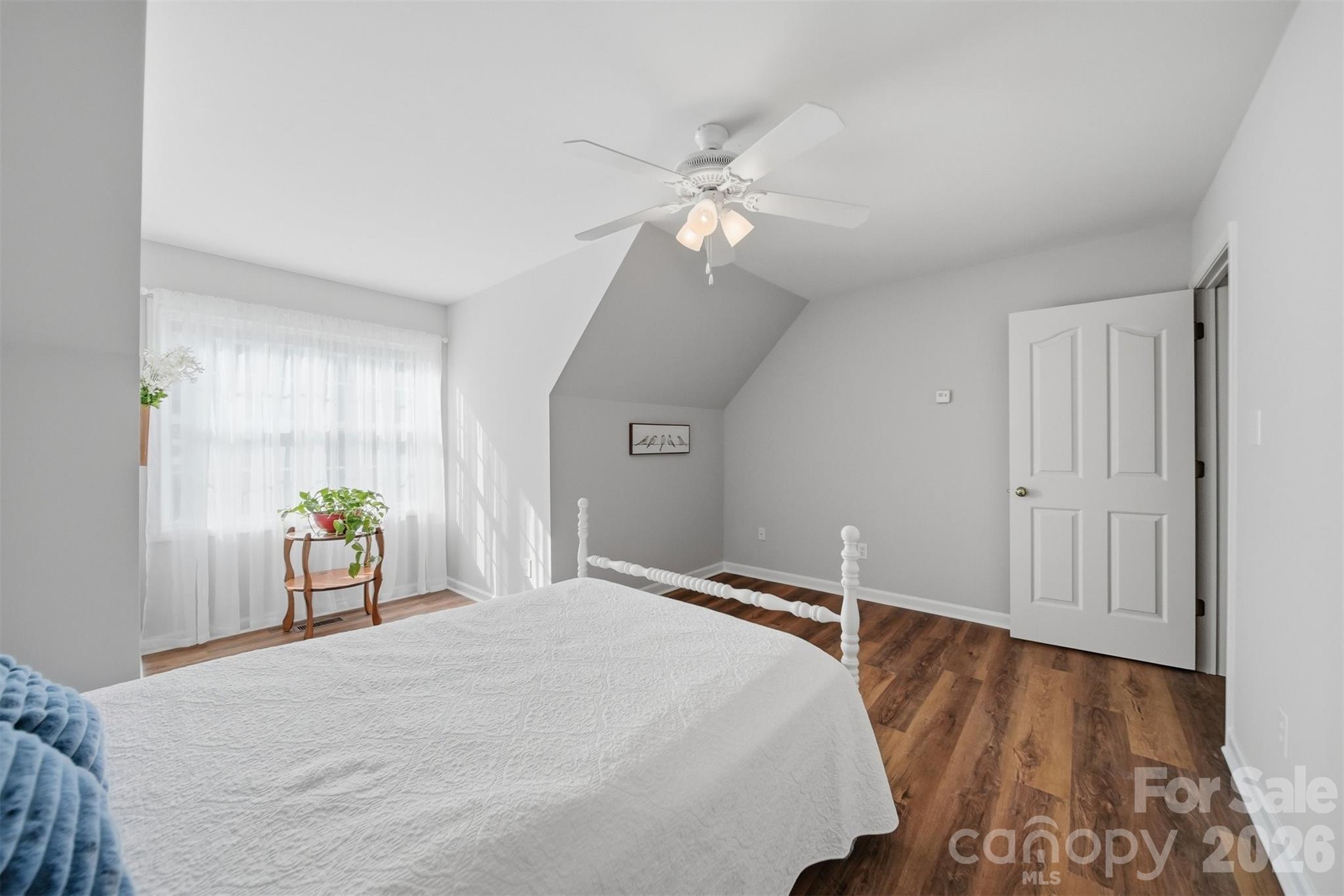 19 Heron Cove Loop Hickory NC 28601