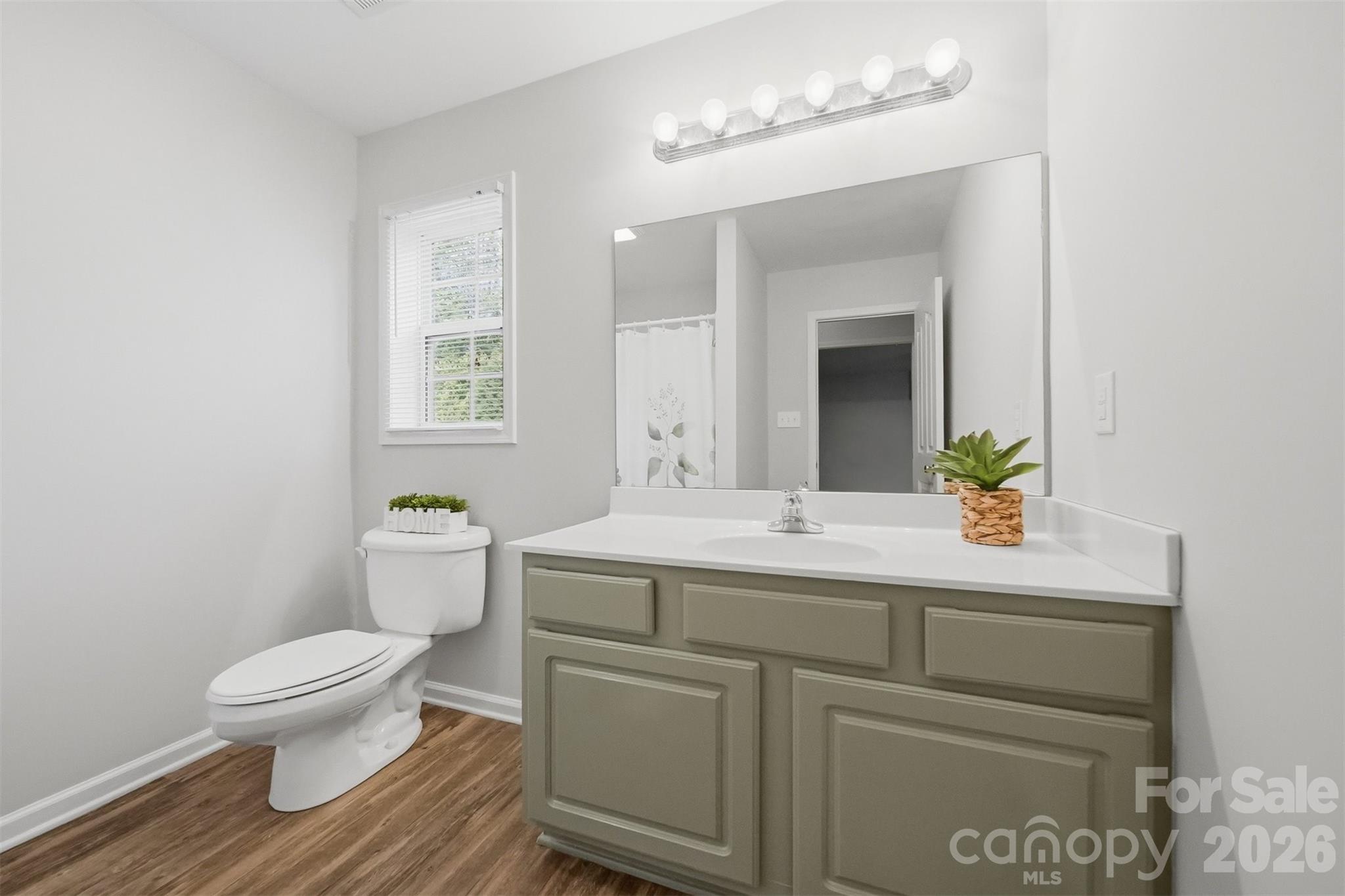 19 Heron Cove Loop Hickory NC 28601