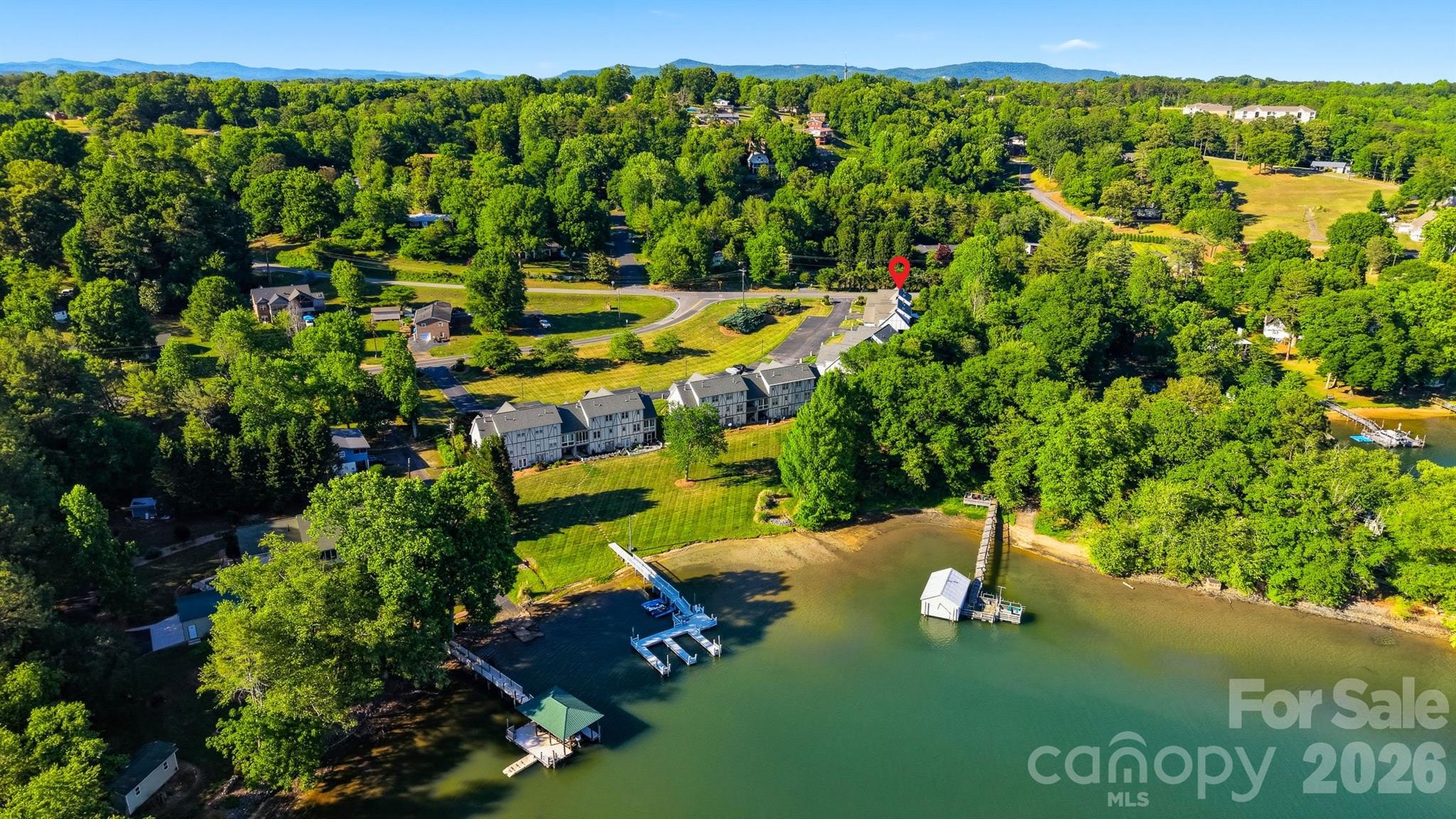 19 Heron Cove Loop Hickory NC 28601