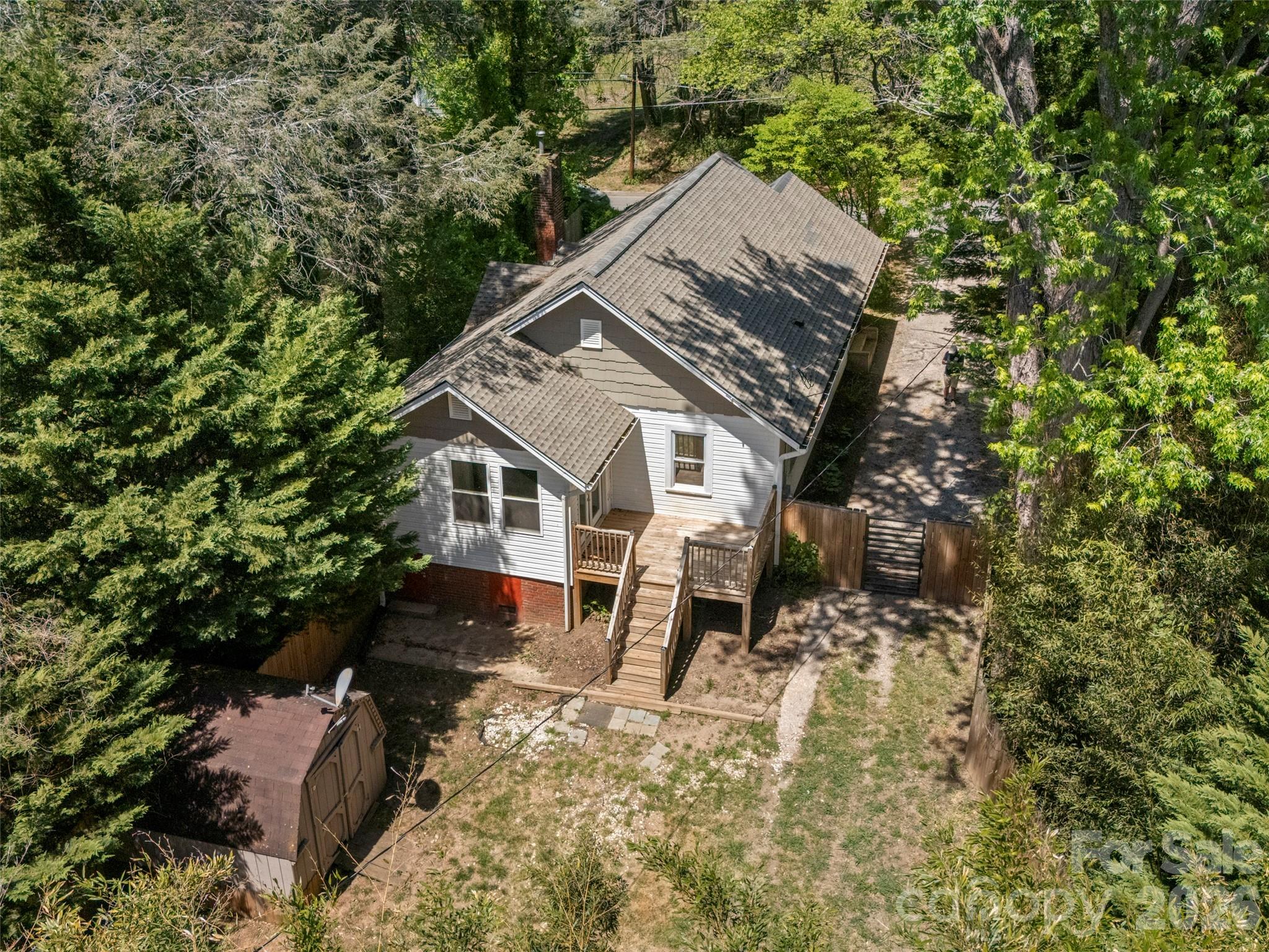926 W Chapel Road Asheville NC 28803