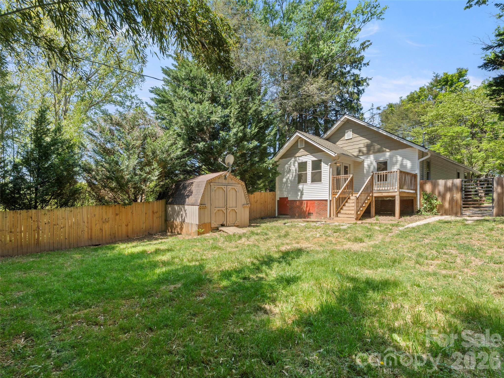 926 W Chapel Road Asheville NC 28803