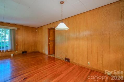105 Alexander Avenue Swannanoa NC 28778