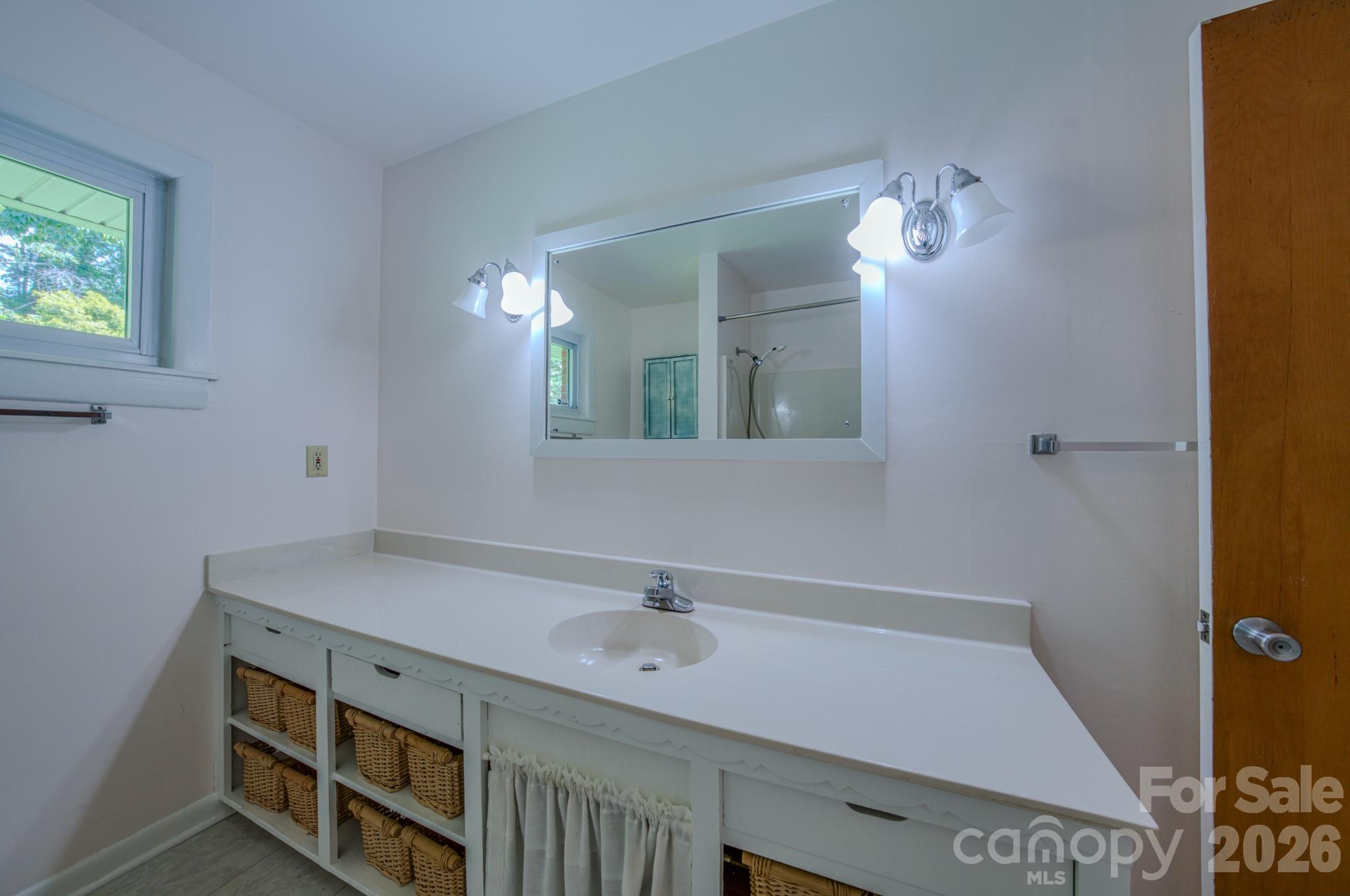 105 Alexander Avenue Swannanoa NC 28778