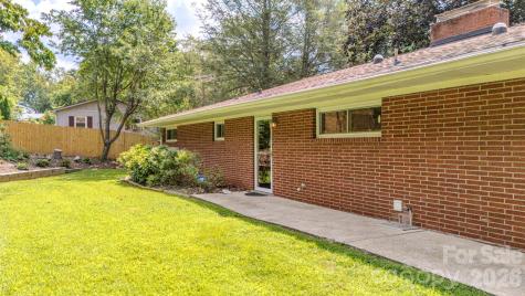 105 Alexander Avenue Swannanoa NC 28778