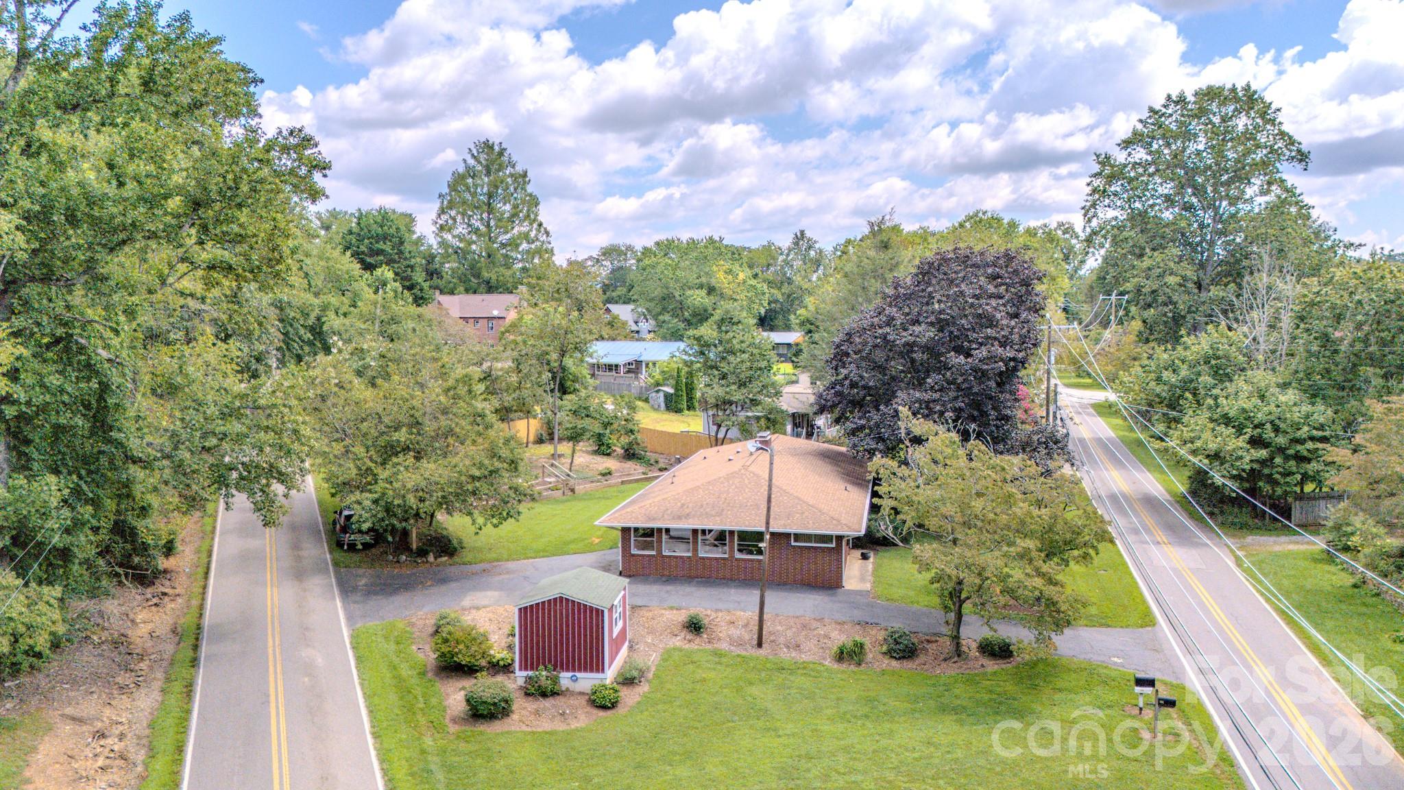 105 Alexander Avenue Swannanoa NC 28778