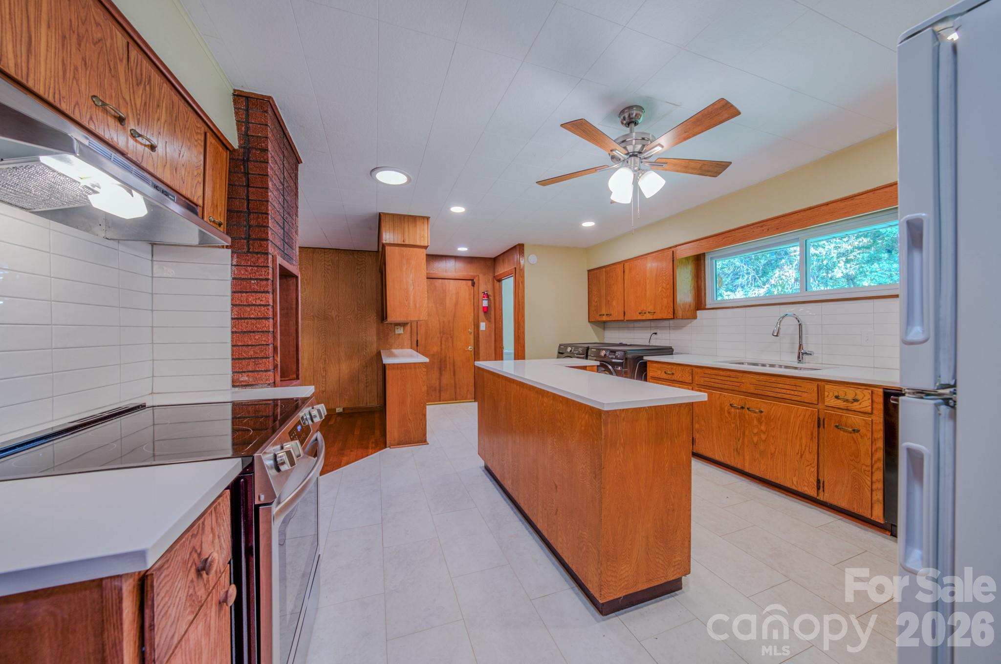105 Alexander Avenue Swannanoa NC 28778