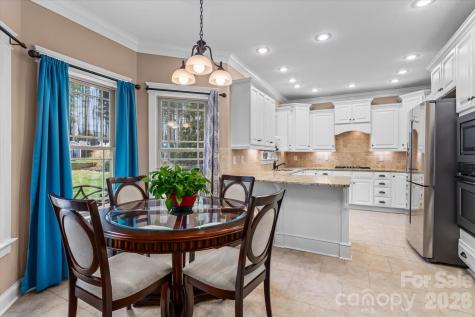 170 Kenway Loop Mooresville NC 28117