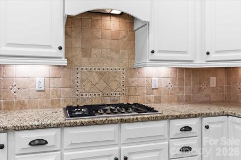 170 Kenway Loop Mooresville NC 28117