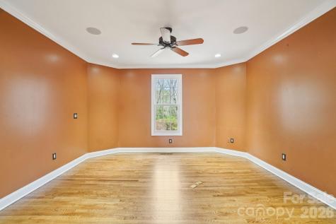 304 Pine Forest Trace Hendersonville NC 28739