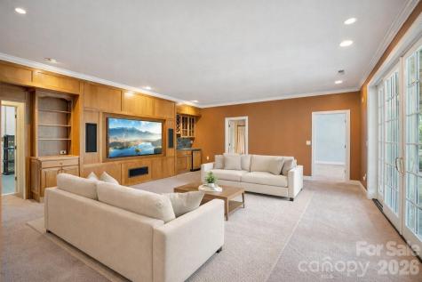 304 Pine Forest Trace Hendersonville NC 28739