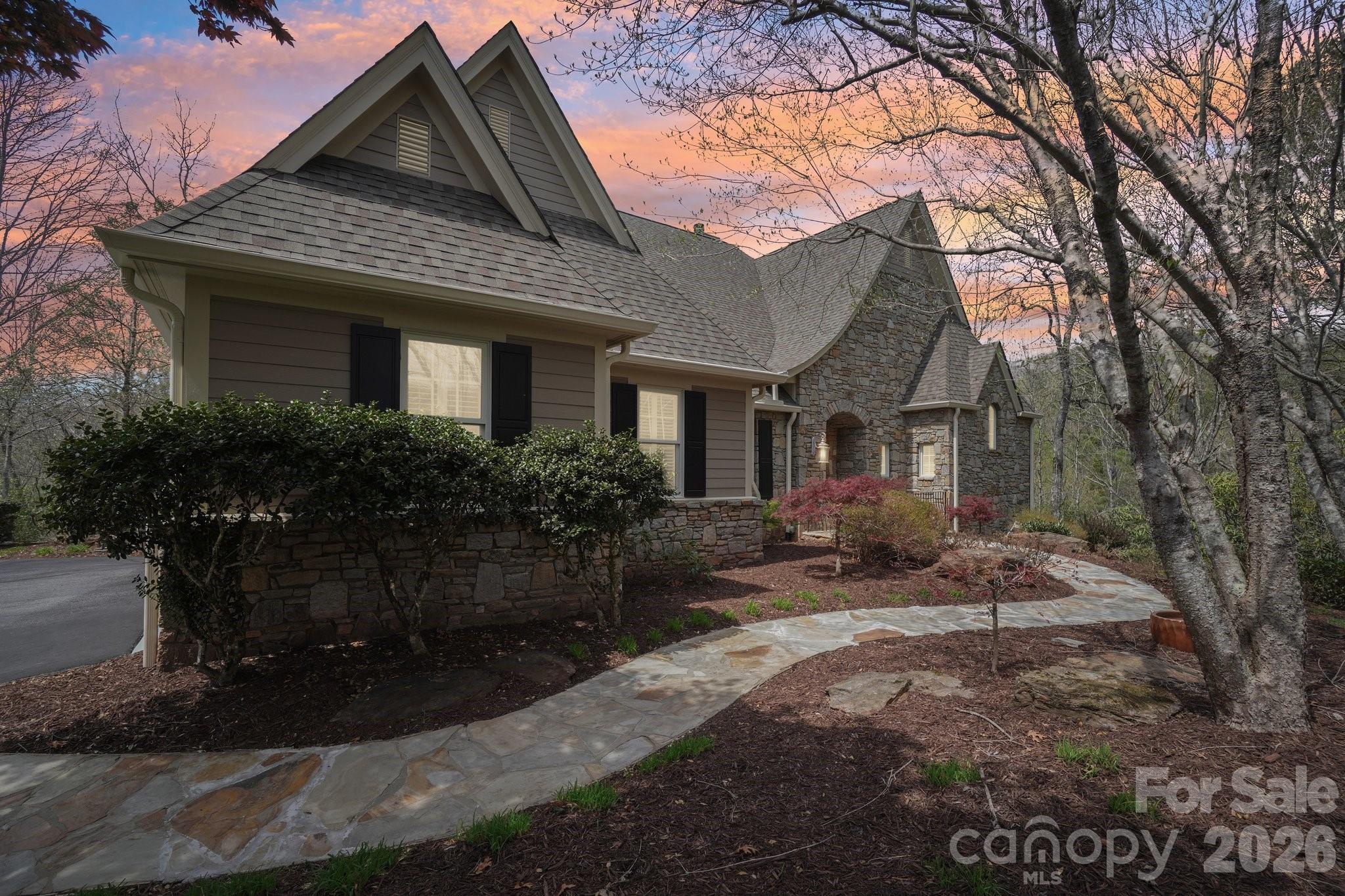 304 Pine Forest Trace Hendersonville NC 28739