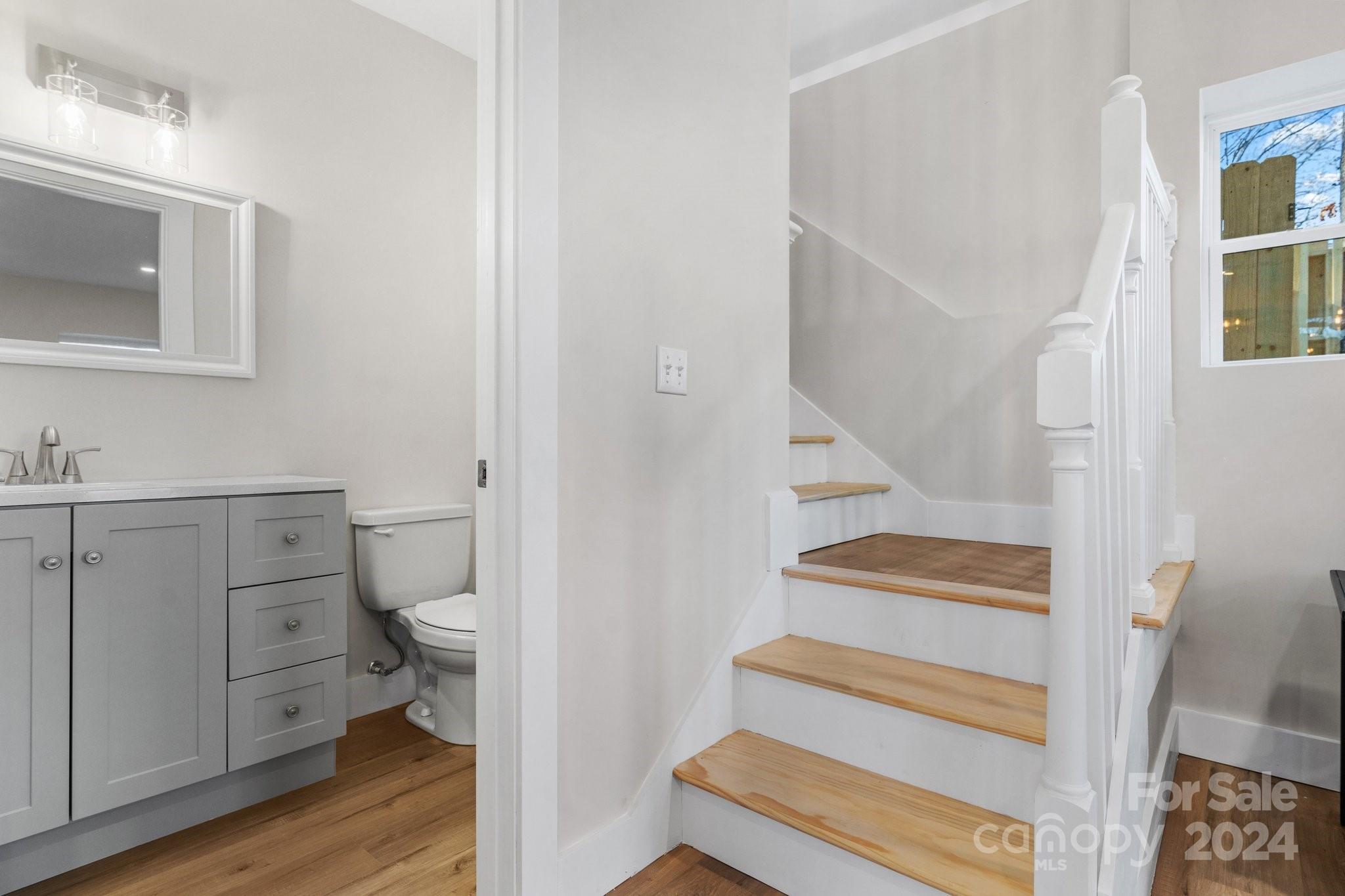 32 Access Road Black Mountain NC 28711