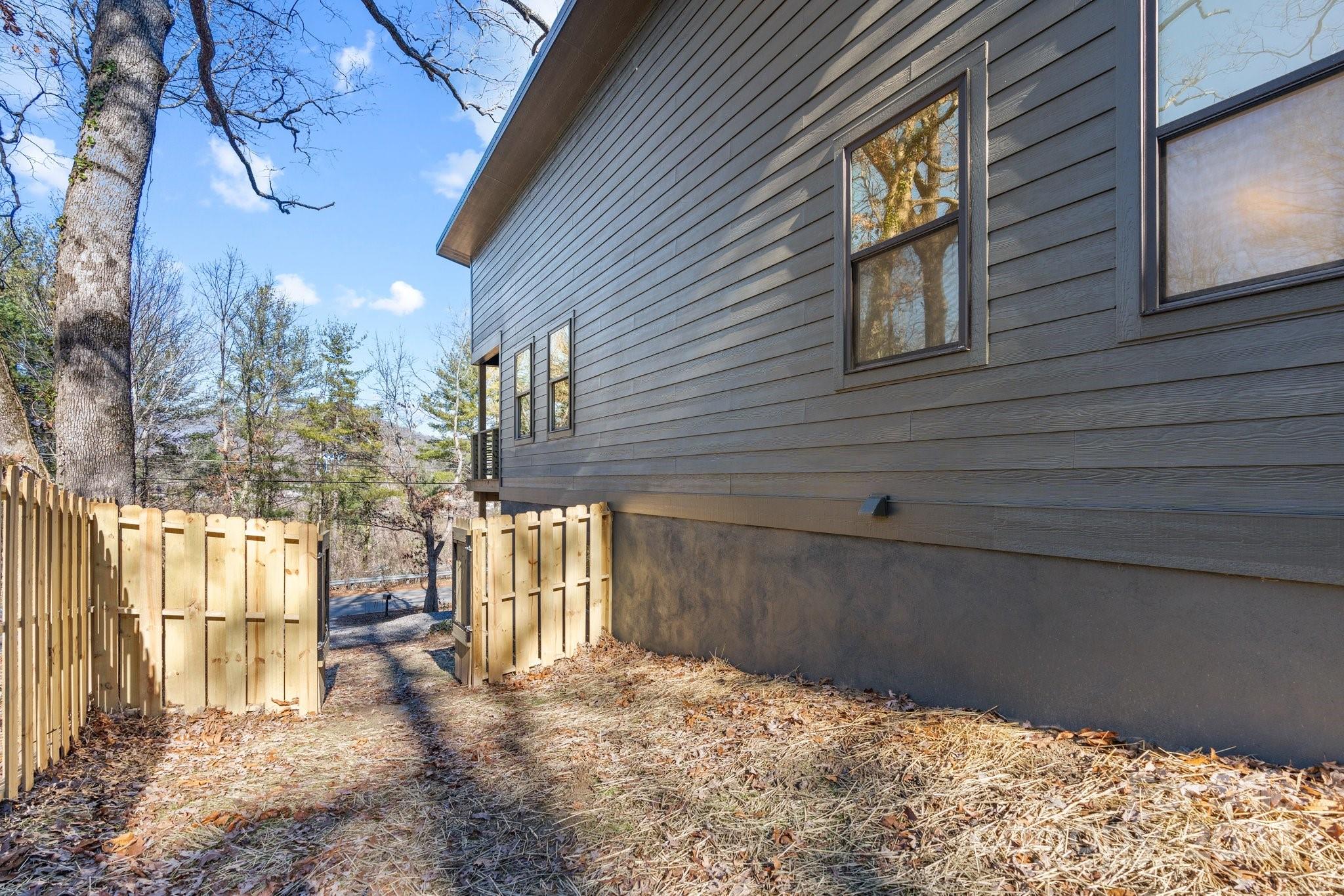 32 Access Road Black Mountain NC 28711
