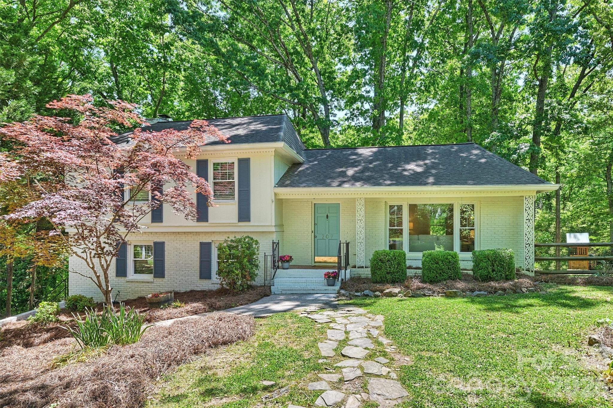 207 Byswick Place Charlotte NC 28270