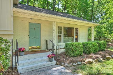 207 Byswick Place Charlotte NC 28270
