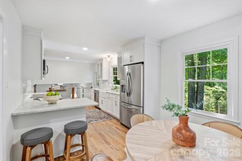 207 Byswick Place Charlotte NC 28270