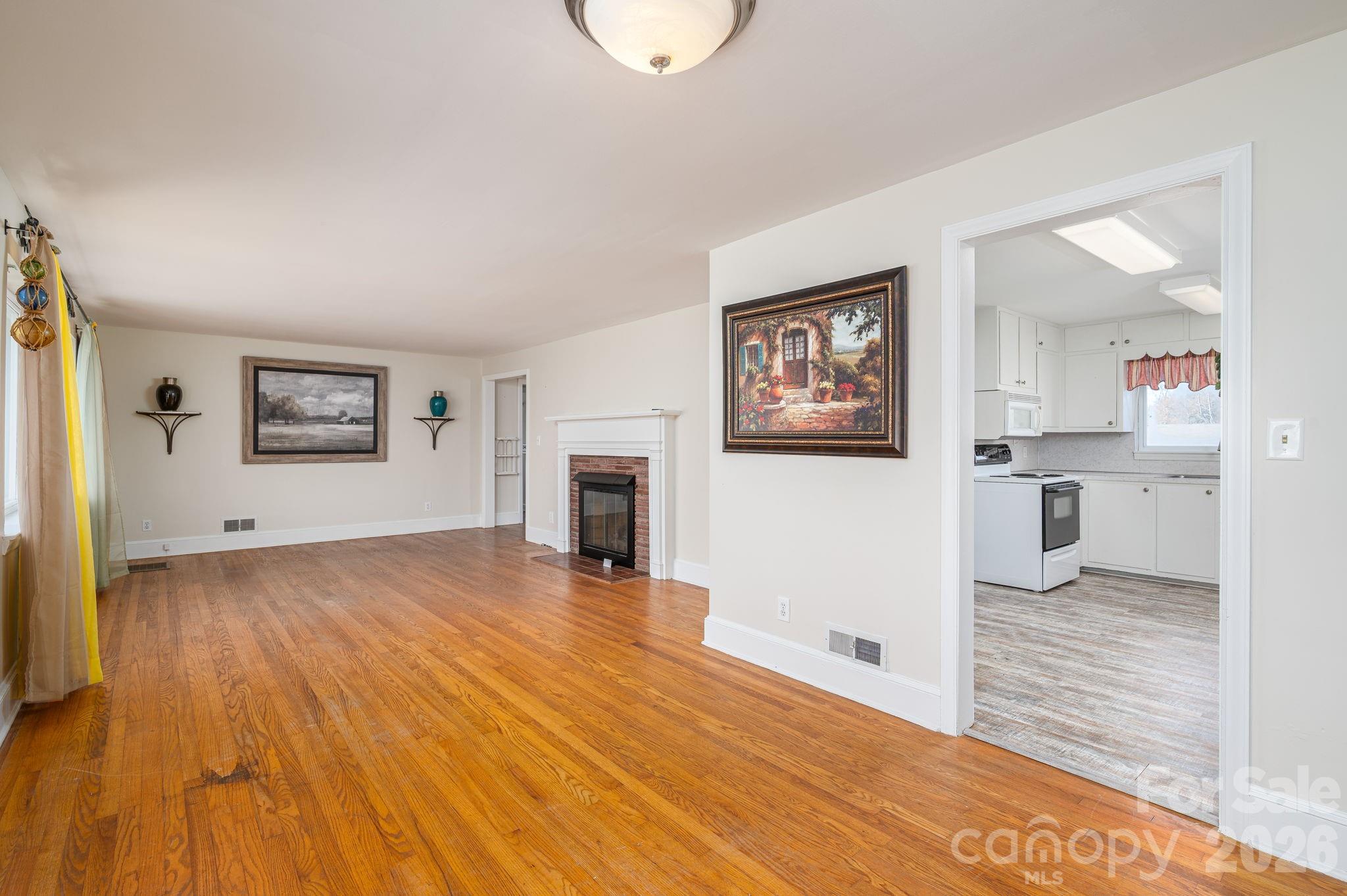 1606 Davis Park Road Gastonia NC 28052
