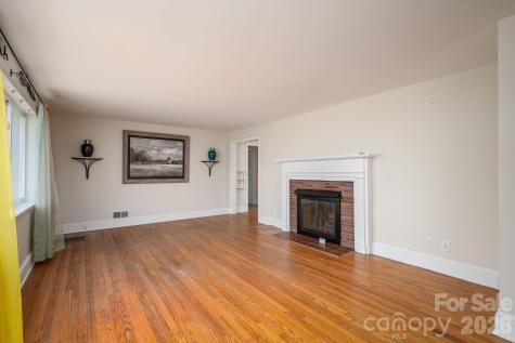 1606 Davis Park Road Gastonia NC 28052