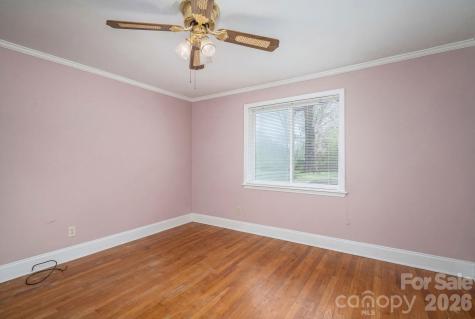 1606 Davis Park Road Gastonia NC 28052