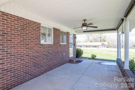 1606 Davis Park Road Gastonia NC 28052