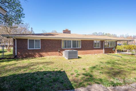 1606 Davis Park Road Gastonia NC 28052